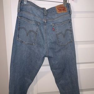 Levi size 26